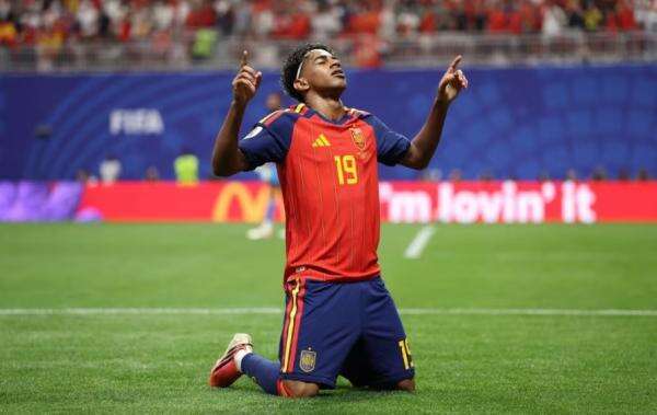 Ngeri! Lamine Yamal Nyaris Jadi Korban Gempa M7,4 Kolombia Ngeri! Lamine Yamal Nyaris Jadi Korban Gempa M7,4 Kolombia
