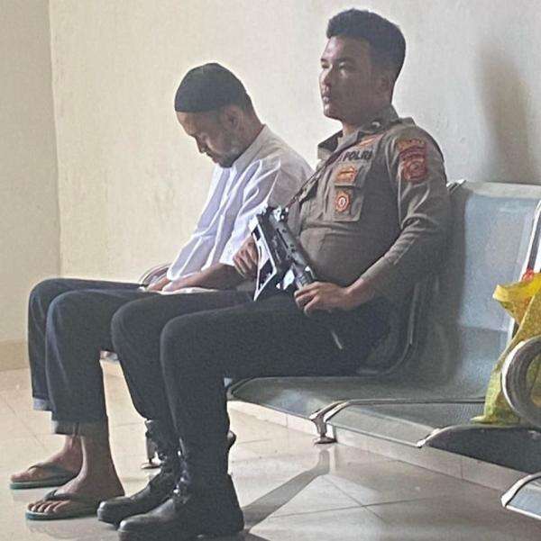 Predator Anak di Karawang Dituntut 19 Tahun Penjara dan Denda 1 Miliar Predator Anak di Karawang Dituntut 19 Tahun Penjara dan Denda 1 Miliar