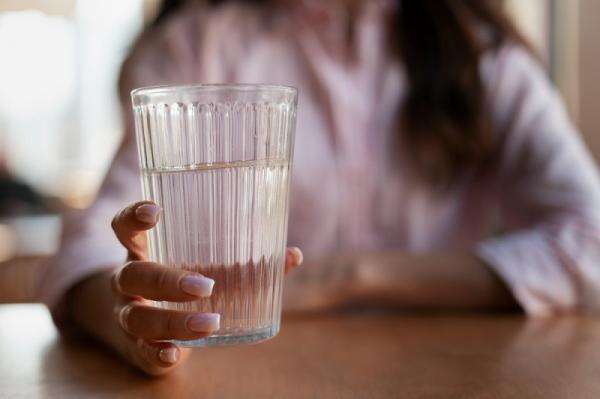 Kenali 5 Tanda Tubuh Kurang Minum Air Putih yang Sering Tidak Disadari Kenali 5 Tanda Tubuh Kurang Minum Air Putih yang Sering Tidak Disadari