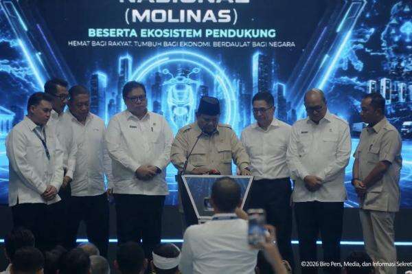 Prabowo Resmikan Motor Listrik Nasional di Cikarang Bekasi: Contoh Indonesia Incorporated Prabowo Resmikan Motor Listrik Nasional di Cikarang Bekasi: Contoh Indonesia Incorporated