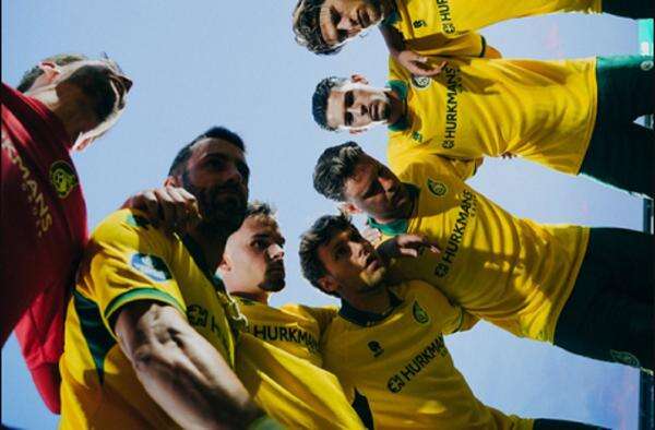 Ole Romeny dan Justin Hubner Antar Fortuna Sittard Melesat ke Posisi 2 Eredivisie 2026-2027! Ole Romeny dan Justin Hubner Antar Fortuna Sittard Melesat ke Posisi 2 Eredivisie 2026-2027!