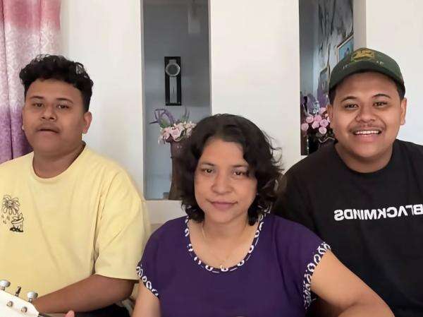 Kabar Duka, Ibunda Penyanyi Gery Gany Meninggal Dunia Kabar Duka, Ibunda Penyanyi Gery Gany Meninggal Dunia