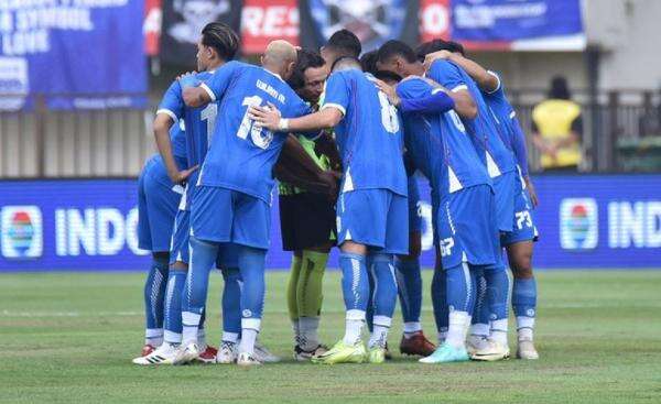 Persib Bandung Resmikan Pemain Baru Ke-6 Hari Ini, Mariano Peralta atau Nama Lain? Persib Bandung Resmikan Pemain Baru Ke-6 Hari Ini, Mariano Peralta atau Nama Lain?