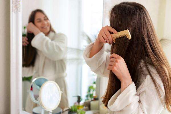 Cara Simple Bikin Rambut Tumbuh Lebat, Bisa Dilakukan di Rumah Cara Simple Bikin Rambut Tumbuh Lebat, Bisa Dilakukan di Rumah