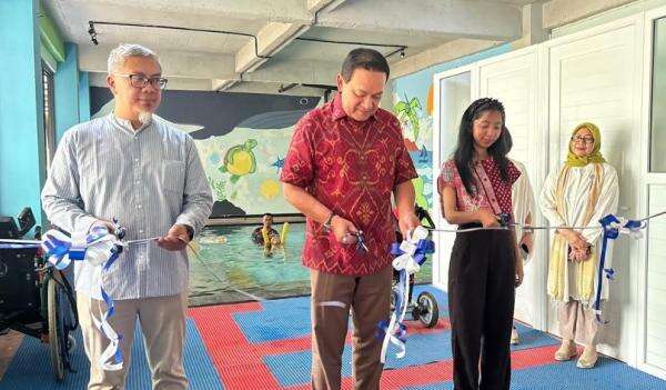 MNC Peduli dan Dulux Percantik Area Terapi Anak Disabilitas dengan Mural Ceria MNC Peduli dan Dulux Percantik Area Terapi Anak Disabilitas dengan Mural Ceria