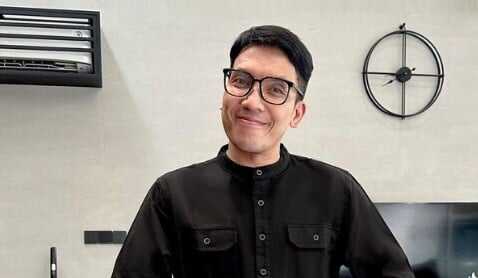 Riwayat Pendidikan Desta, Jadi Pemeran Dono di Film Warkop DKI Reborn Terbaru Riwayat Pendidikan Desta, Jadi Pemeran Dono di Film Warkop DKI Reborn Terbaru