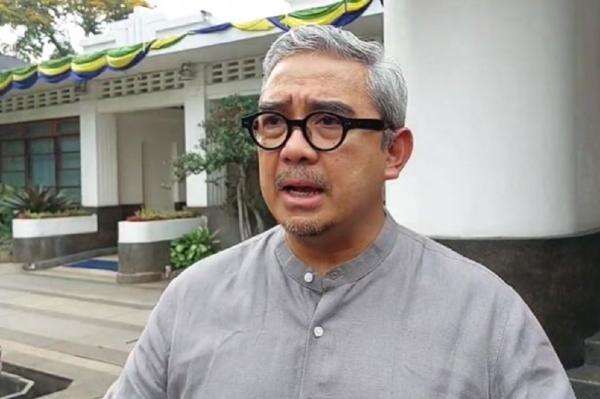Waspada Influenza A, Wali Kota Bandung Farhan Minta Warga Sehat Suntik Vaksin Flu Waspada Influenza A, Wali Kota Bandung Farhan Minta Warga Sehat Suntik Vaksin Flu