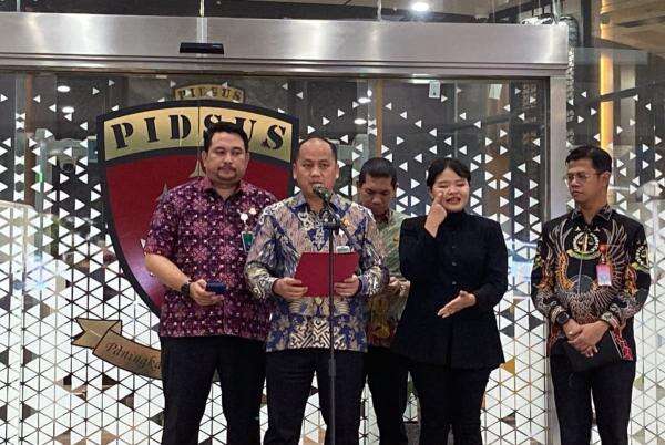 Kejagung Buka Suara soal Eksekusi Silfester Matutina Usai Dicopot dari Komisaris Pelindo Kejagung Buka Suara soal Eksekusi Silfester Matutina Usai Dicopot dari Komisaris Pelindo