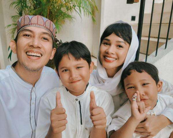 Pola Asuh ala Andien Aisyah: Ogah Banyak Menasihati Anak di Rumah, Ini Alasannya Pola Asuh ala Andien Aisyah: Ogah Banyak Menasihati Anak di Rumah, Ini Alasannya