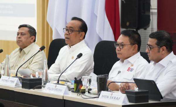 Kewajiban Sertifikasi Halal Berlaku 18 Oktober 2026, Pemerintah Siapkan Mitigasi Kewajiban Sertifikasi Halal Berlaku 18 Oktober 2026, Pemerintah Siapkan Mitigasi