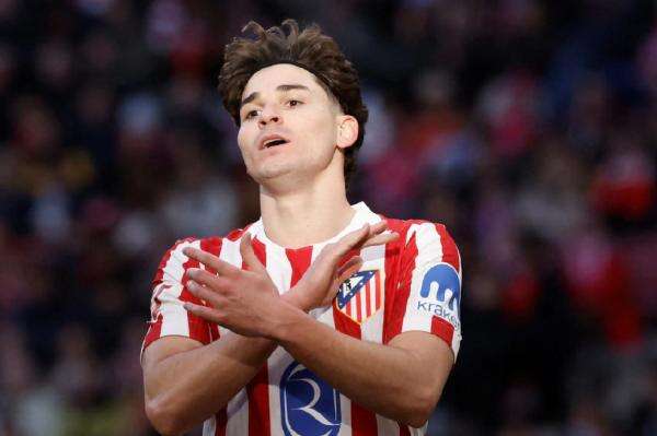 Julian Alvarez Jadi Sasaran Cemoohan, Atletico Ambil Langkah Drastis di Tengah Isu Transfer Julian Alvarez Jadi Sasaran Cemoohan, Atletico Ambil Langkah Drastis di Tengah Isu Transfer