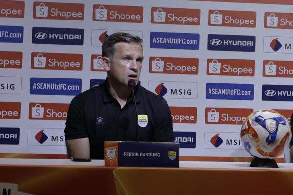 Igor Tolic Ungkap Rahasia Persib Comeback Hajar Port FC 3-1 di ASEAN Club Championship Igor Tolic Ungkap Rahasia Persib Comeback Hajar Port FC 3-1 di ASEAN Club Championship