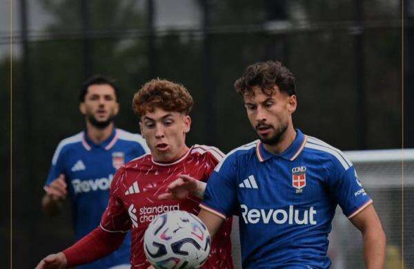 Hasil Liverpool vs Como 1907 di Laga Uji Coba: The Reds Ditahan Tanpa Gol Hasil Liverpool vs Como 1907 di Laga Uji Coba: The Reds Ditahan Tanpa Gol