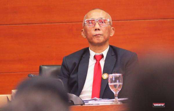 Jangan Utak-Atik Gathuk Ambang Batas Parlemen Jangan Utak-Atik Gathuk Ambang Batas Parlemen