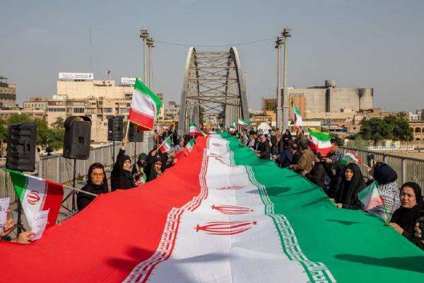 Iran Bilang Mudah Miliki Senjata Nuklir: Keluar dari NPT dan Revisi Doktrin Nuklir Iran Bilang Mudah Miliki Senjata Nuklir: Keluar dari NPT dan Revisi Doktrin Nuklir
