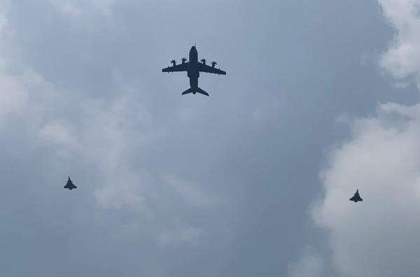 Rafale Perdana Ikut Demo Udara HUT ke-81 RI di Langit Jakarta Rafale Perdana Ikut Demo Udara HUT ke-81 RI di Langit Jakarta
