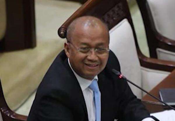 DPR Setujui Sarjito Jadi Kepala Eksekutif Pengawas Bursa Mineral dan Komoditas Strategis OJK DPR Setujui Sarjito Jadi Kepala Eksekutif Pengawas Bursa Mineral dan Komoditas Strategis OJK