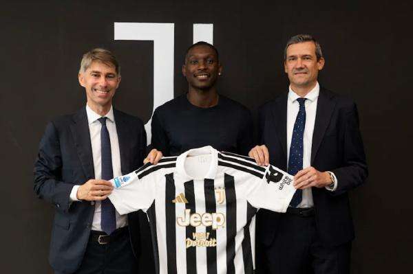Juventus Resmi Pulangkan Randal Kolo Muani, Nilai Transfernya Tembus Rp1 Triliun Juventus Resmi Pulangkan Randal Kolo Muani, Nilai Transfernya Tembus Rp1 Triliun