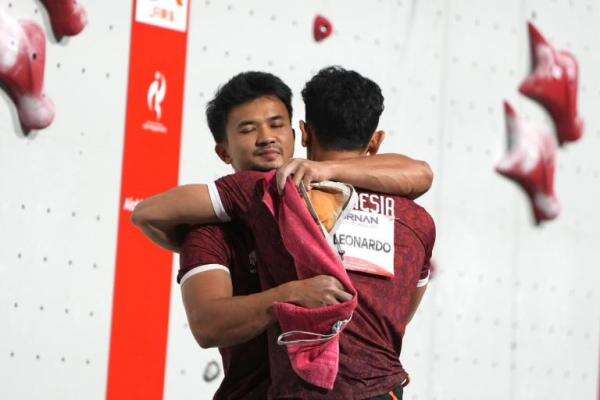 Reaksi Taufik Hidayat UsaiAtlet Panjat Tebing Aditya Tri Syahria Gagal Sumbang Medali di Asian Games 2026 Reaksi Taufik Hidayat UsaiAtlet Panjat Tebing Aditya Tri Syahria Gagal Sumbang Medali di Asian Games 2026