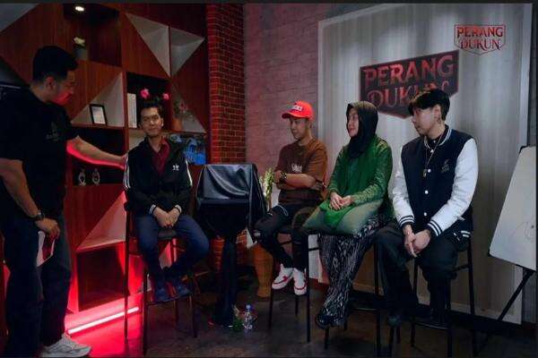 Rumah Warisan atau Ditinggalkan? Ki Atmo dan Dua Spiritualis Beri Saran Berbeda untuk Narasumber Ini?! Rumah Warisan atau Ditinggalkan? Ki Atmo dan Dua Spiritualis Beri Saran Berbeda untuk Narasumber Ini?!