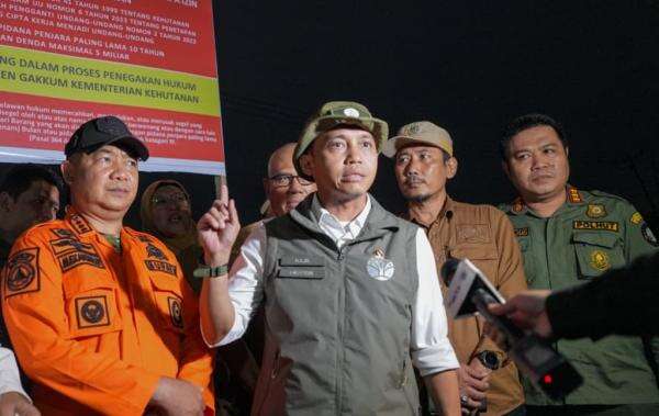 Pemerintah Segel Lahan Bekas Karhutla 2.400 Hektare yang Ditanami Sawit di Kalbar, Langsung Diproses Pidana Pemerintah Segel Lahan Bekas Karhutla 2.400 Hektare yang Ditanami Sawit di Kalbar, Langsung Diproses Pidana