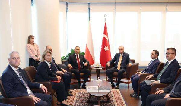 Erdogan Bertemu Presiden Polandia di New York, Bahas Perang Rusia-Ukraina dan Gaza Erdogan Bertemu Presiden Polandia di New York, Bahas Perang Rusia-Ukraina dan Gaza