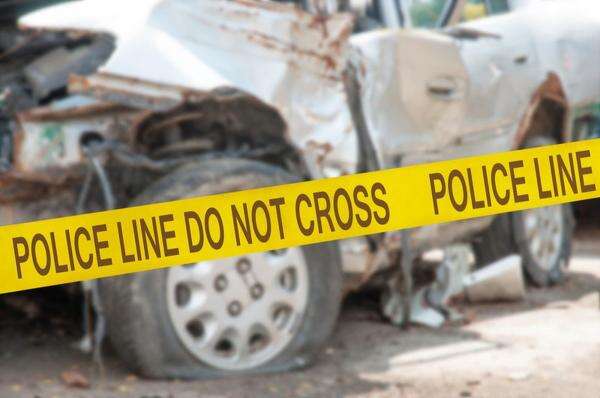 Pecah Ban, Truk Boks Oleng hingga Terguling di Tol Jagorawi Pecah Ban, Truk Boks Oleng hingga Terguling di Tol Jagorawi