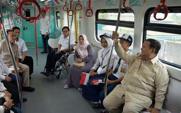 Presiden Prabowo Jajal LRT Rute Kelapa Gading-Manggarai Presiden Prabowo Jajal LRT Rute Kelapa Gading-Manggarai