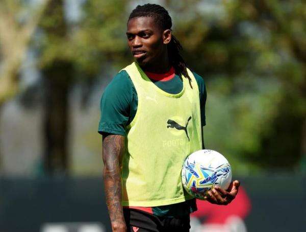 Geram Disebut Bawa Pengaruh Buruk di AC Milan, Rafael Leao Angkat Bicara Geram Disebut Bawa Pengaruh Buruk di AC Milan, Rafael Leao Angkat Bicara