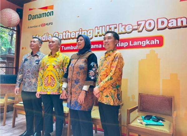 Danamon (BDMN) Revisi RBB, Targetkan Pertumbuhan Kredit Tetap di 10-15 Persen Danamon (BDMN) Revisi RBB, Targetkan Pertumbuhan Kredit Tetap di 10-15 Persen
