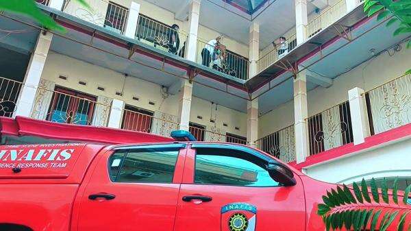 Wanita Ditemukan Tewas Tertutup Seprai di Kamar Hotel Cirebon, Polisi Periksa CCTV Wanita Ditemukan Tewas Tertutup Seprai di Kamar Hotel Cirebon, Polisi Periksa CCTV