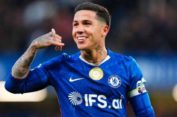 Chelsea Siapkan 4 Pengganti Enzo Fernandez, Man City Bisa Picu Domino Transfer Chelsea Siapkan 4 Pengganti Enzo Fernandez, Man City Bisa Picu Domino Transfer