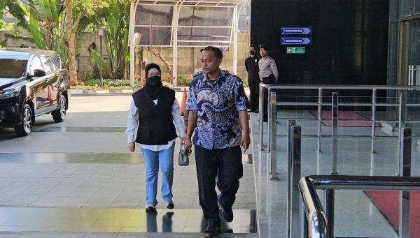 Bupati Sukoharjo Etik Suryani Ditangkap KPK, PDIP Dukung Proses Hukum Berkeadilan Bupati Sukoharjo Etik Suryani Ditangkap KPK, PDIP Dukung Proses Hukum Berkeadilan