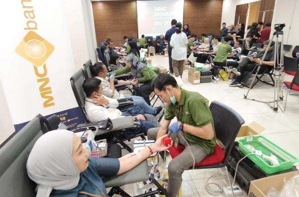 Ratusan Karyawan MNC Group Antusias Ikuti Donor Darah MNC Love Donation di iNews Tower Ratusan Karyawan MNC Group Antusias Ikuti Donor Darah MNC Love Donation di iNews Tower