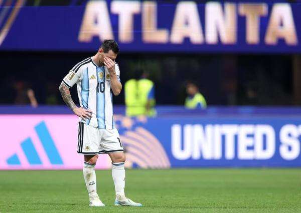 Gagal Eksekusi Penalti Lawan Mesir, Lionel Messi Ukir 2 Rekor Buruk di Piala Dunia 2026 Gagal Eksekusi Penalti Lawan Mesir, Lionel Messi Ukir 2 Rekor Buruk di Piala Dunia 2026