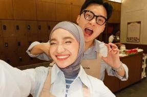 Potret Nabilah Taqiyyah dan Samuel Cipta Ikut Cooking Class Bareng, Makin Kompak Pakai Outfit Senada Potret Nabilah Taqiyyah dan Samuel Cipta Ikut Cooking Class Bareng, Makin Kompak Pakai Outfit Senada