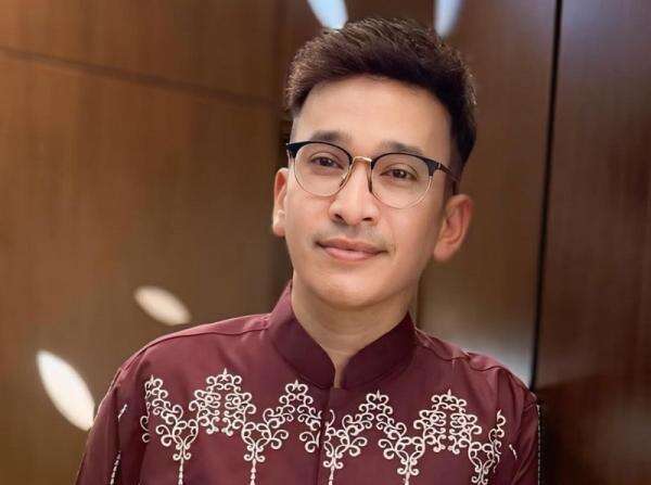 Ruben Onsu Sentil Mantan Adik Ipar: Fokuslah pada Keluargamu Sendiri! Ruben Onsu Sentil Mantan Adik Ipar: Fokuslah pada Keluargamu Sendiri!