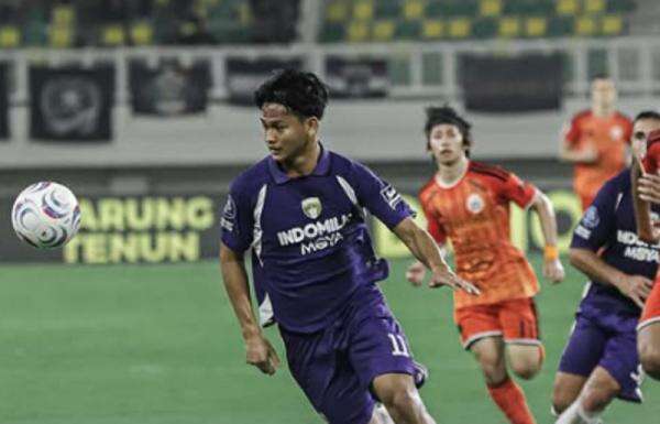 Persija Tumbang di Markas Persita, Duel Sengit 5 Gol Diwarnai Bentrok Suporter Persija Tumbang di Markas Persita, Duel Sengit 5 Gol Diwarnai Bentrok Suporter