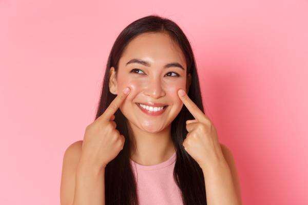 Jangan Cuma Pakai Skincare, 8 Makanan Ini Juga Bikin Kulit Cerah dan Sehat Jangan Cuma Pakai Skincare, 8 Makanan Ini Juga Bikin Kulit Cerah dan Sehat