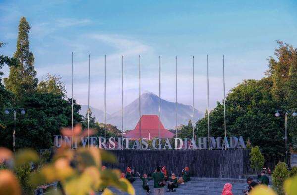 UGM Terapkan Kurikulum Baru Mulai 2026, Ini yang Akan Dipelajari Mahasiswa UGM Terapkan Kurikulum Baru Mulai 2026, Ini yang Akan Dipelajari Mahasiswa
