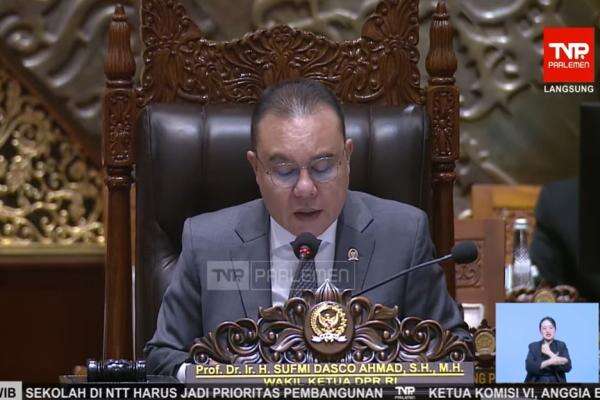 Paripurna Sepakati RUU Reforma Agraria Jadi Usul Inisiatif DPR Paripurna Sepakati RUU Reforma Agraria Jadi Usul Inisiatif DPR