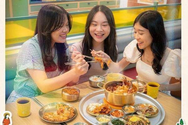 Ratusan Orang Diduga Keracunan usai Makan di Sebuah Resto Korea di Bandung Ratusan Orang Diduga Keracunan usai Makan di Sebuah Resto Korea di Bandung