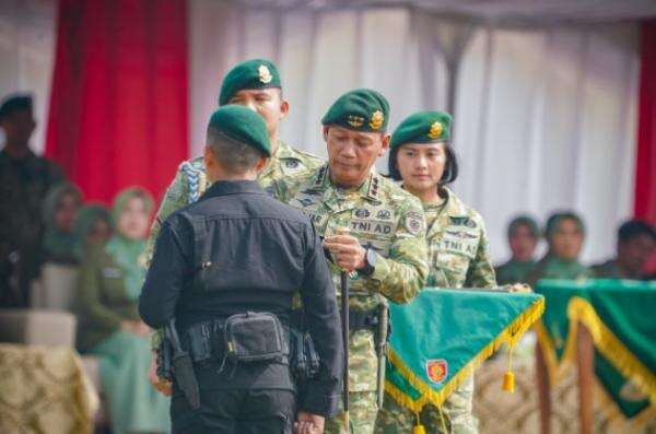 Jenderal Kopassus Ahli Perang Hutan Resmikan Pasukan Intai Tempur dan Detasemen Intelijen Jenderal Kopassus Ahli Perang Hutan Resmikan Pasukan Intai Tempur dan Detasemen Intelijen