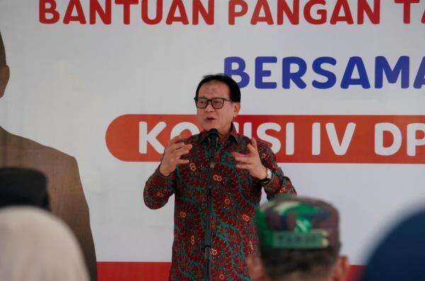 DPR Dorong Penggunaan Teknologi Rendah Emisi Perkuat Kampung Nelayan Merah Putih DPR Dorong Penggunaan Teknologi Rendah Emisi Perkuat Kampung Nelayan Merah Putih