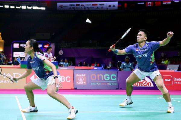 Amri/Nita Hancurkan Wakil Turki, Rebut Tiket 16 Besar Kejuaraan Dunia BWF Amri/Nita Hancurkan Wakil Turki, Rebut Tiket 16 Besar Kejuaraan Dunia BWF