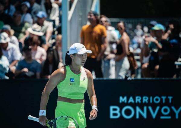 3 Jagoan Tenis Asia Tenggara Bikin Kejutan di Wimbledon 2026, Janice Tjen Bahkan Tumbangkan Unggulan Dunia! 3 Jagoan Tenis Asia Tenggara Bikin Kejutan di Wimbledon 2026, Janice Tjen Bahkan Tumbangkan Unggulan Dunia!