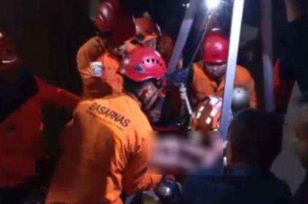 Bocah SD Tercebur ke Sumur Sedalam 30 Meter di Lebak, Dievakuasi dalam Kondisi Tewas Bocah SD Tercebur ke Sumur Sedalam 30 Meter di Lebak, Dievakuasi dalam Kondisi Tewas