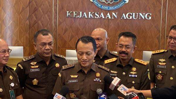 Kejagung Terbitkan Sprindik TPPU Baru, Febrie Adriansyah Diperiksa sebagai Saksi Kejagung Terbitkan Sprindik TPPU Baru, Febrie Adriansyah Diperiksa sebagai Saksi