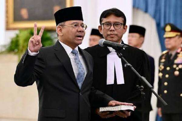 Akademisi Tanggapi Positif Reshuffle Menkeu Akademisi Tanggapi Positif Reshuffle Menkeu