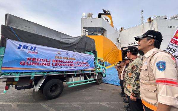 DLU Turun Tangan Bantu Warga Terdampak Erupsi Gunung Lewotobi DLU Turun Tangan Bantu Warga Terdampak Erupsi Gunung Lewotobi